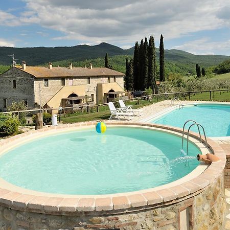 Agriturismo Due Ponti Chianni Esterno foto