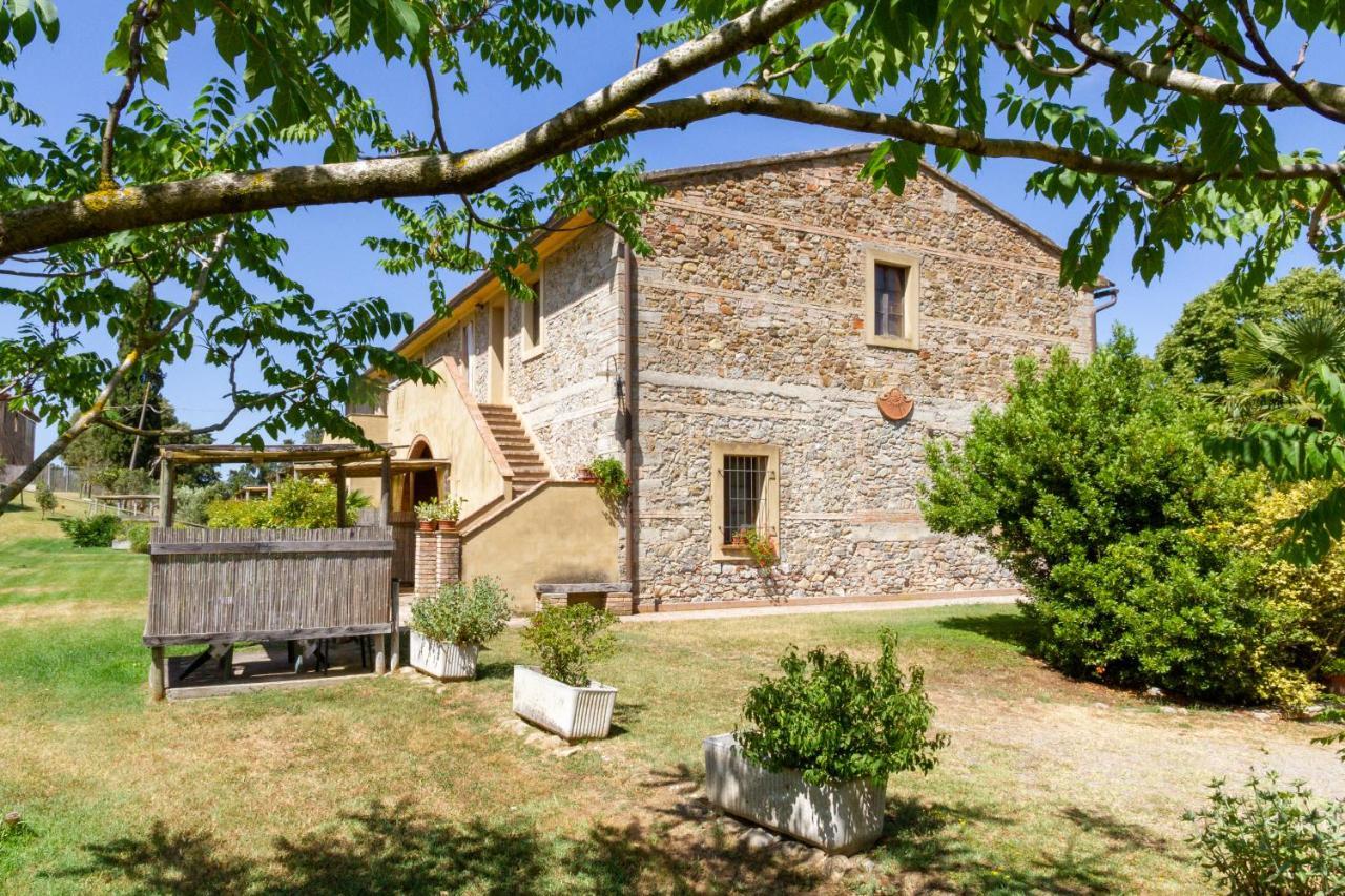 Agriturismo Due Ponti Chianni Esterno foto