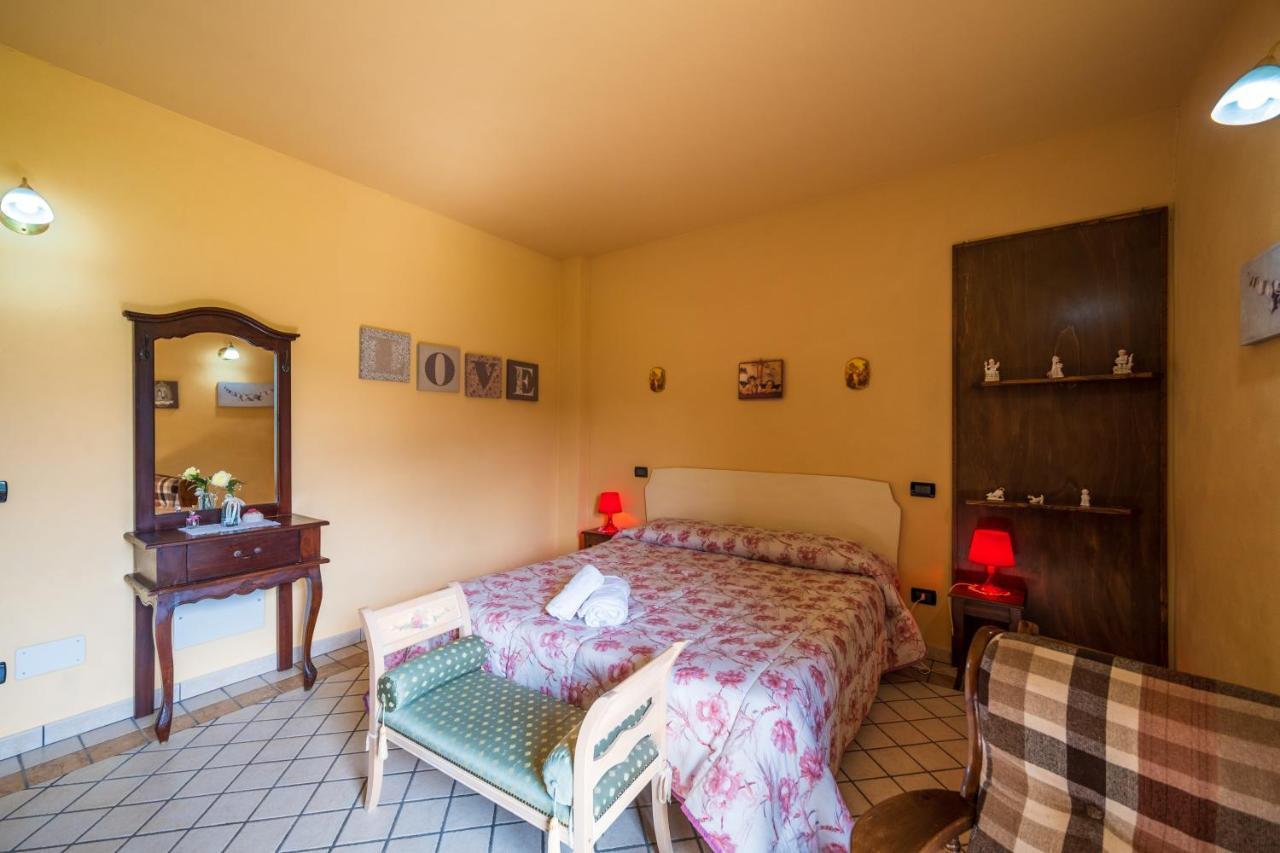 Agriturismo Due Ponti Chianni Esterno foto