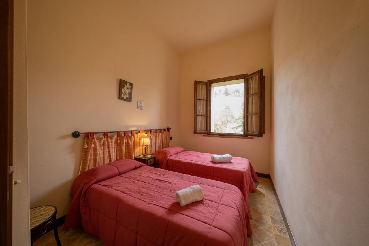 Agriturismo Due Ponti Chianni Esterno foto