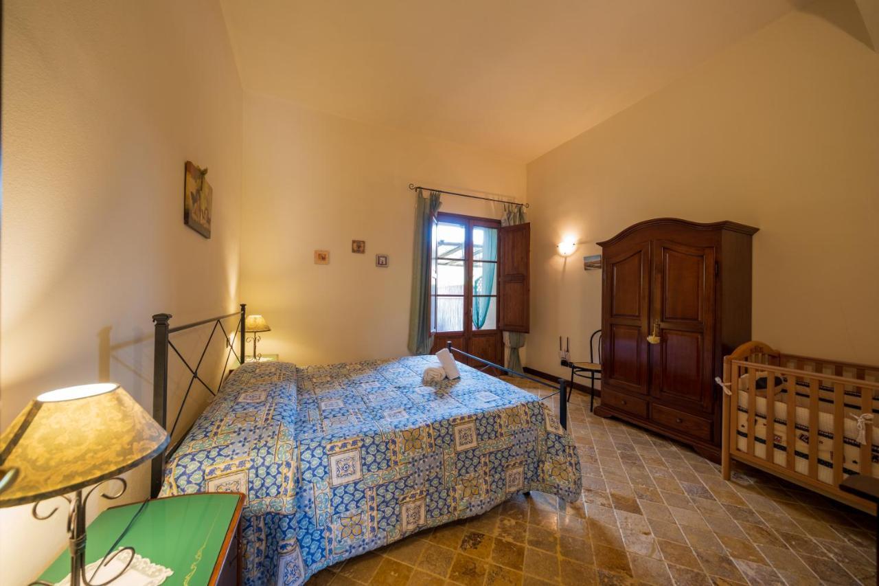 Agriturismo Due Ponti Chianni Esterno foto