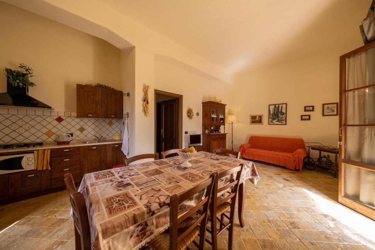 Agriturismo Due Ponti Chianni Esterno foto
