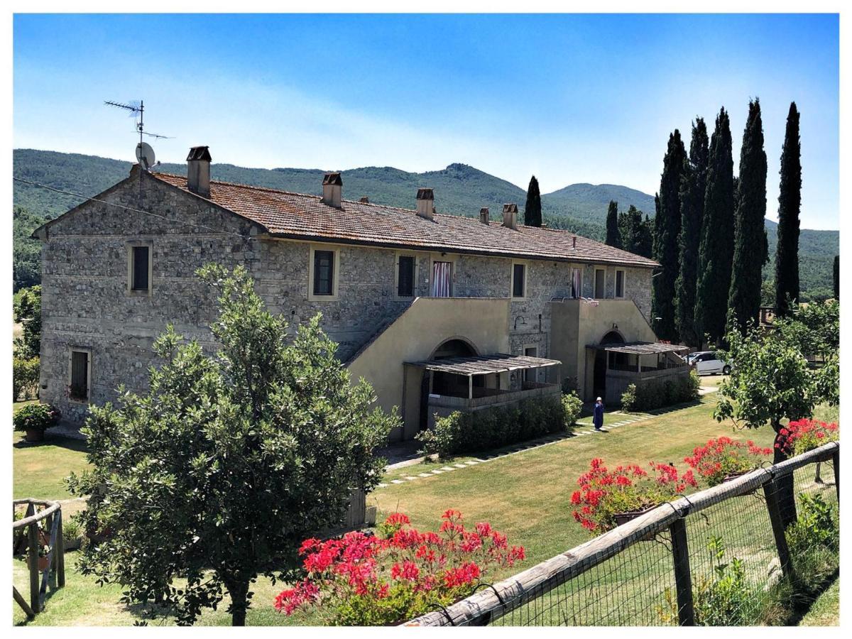 Agriturismo Due Ponti Villa Chianni Esterno foto